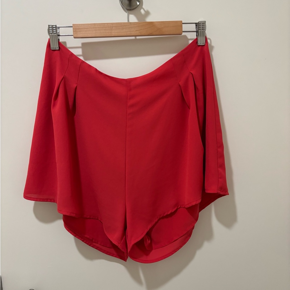 Lush Red Skorts with High-Waisted V-Shaped Waistband
